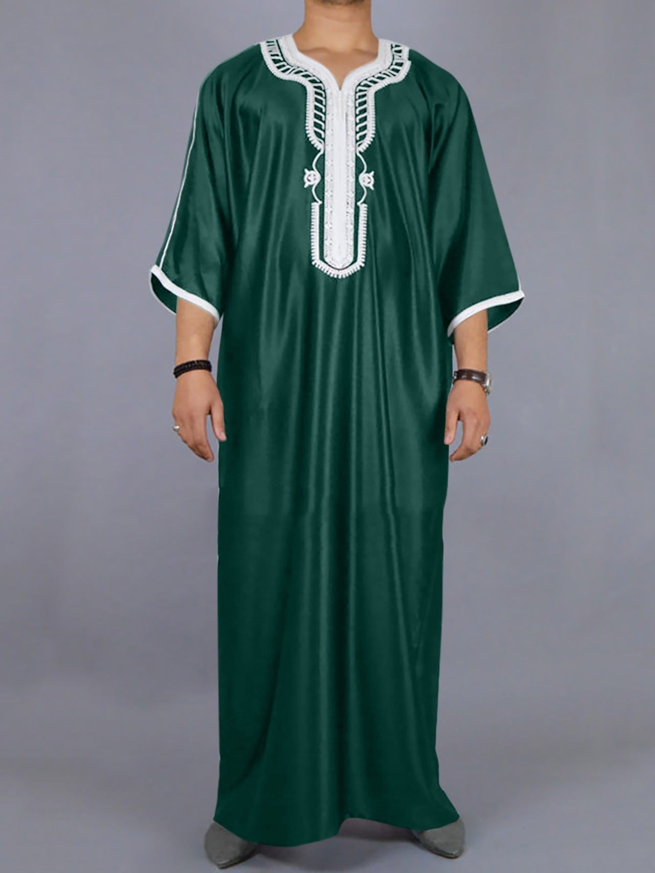 Embroidered Casual Robe
