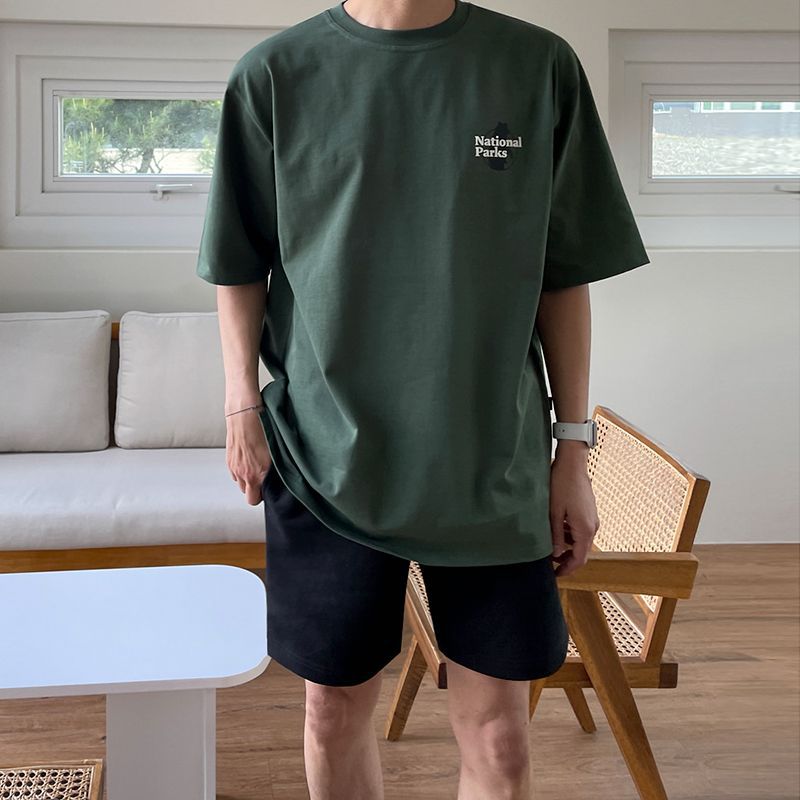Oversized Graphic Tee