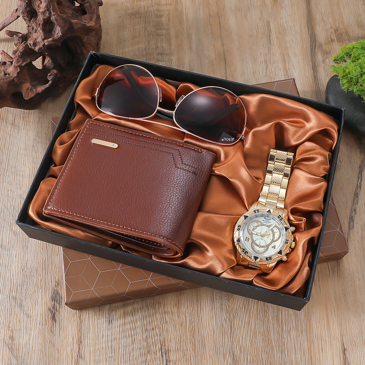 Yuletide Gentleman's Set