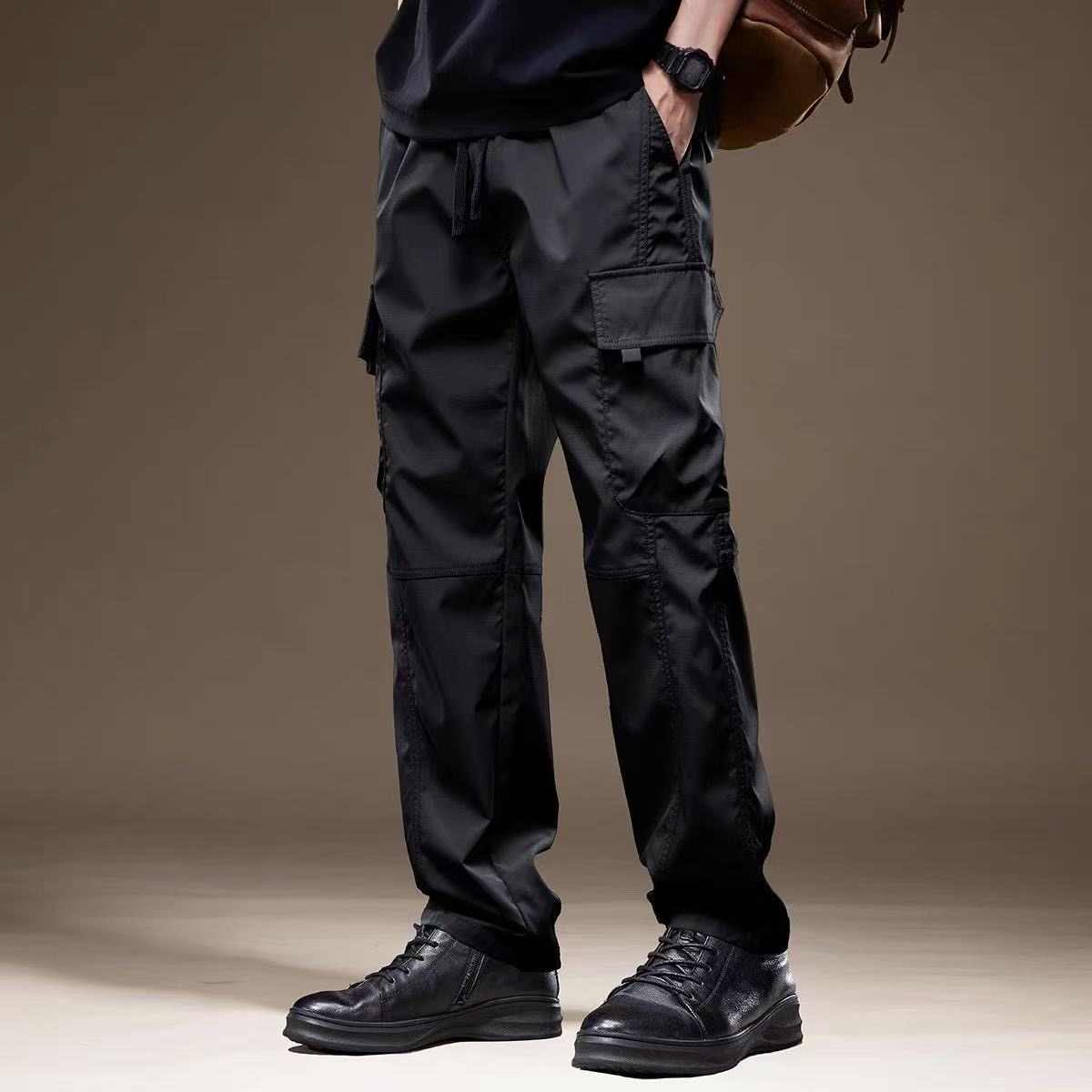 Pants: men's three-proof cargo slacks, men's straight-leg pants, plus-size assault pants, loose and versatile multi-pocket long pants