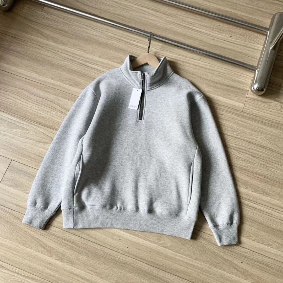 Thick Velvet Stand Collar Sweatshirt