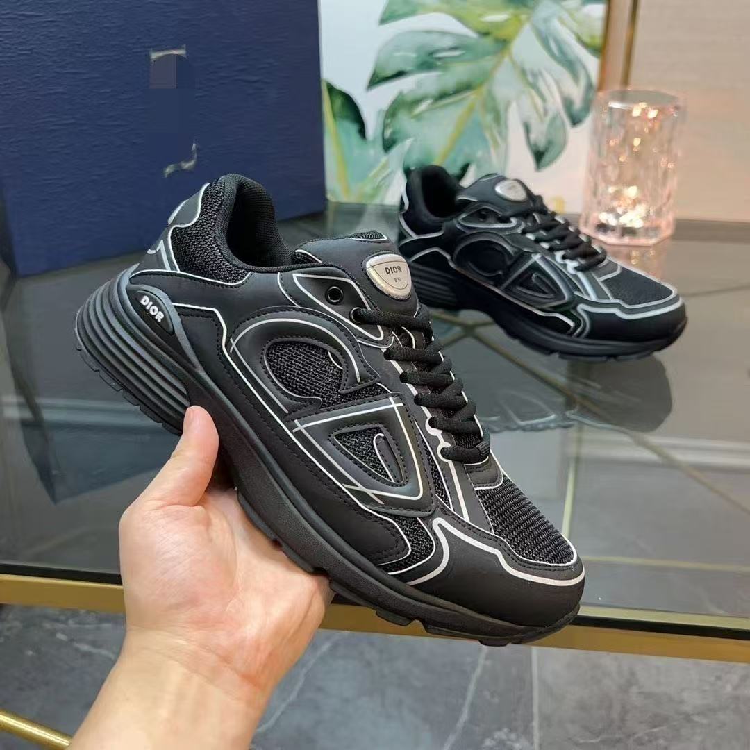 Low-Top Platform Runner