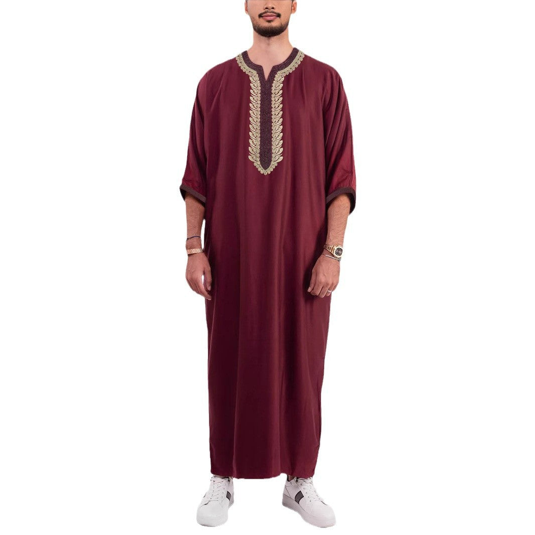 Elegant Moroccan Robe, Subtly Embroidered