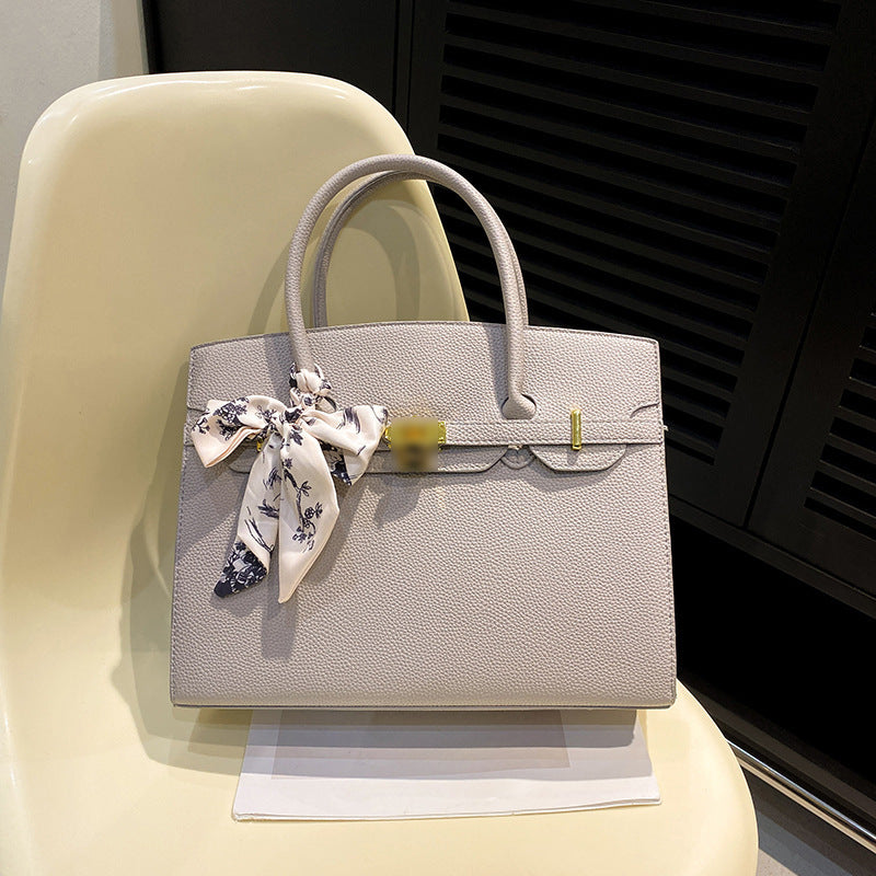 Large Kelly Shoulder Bag