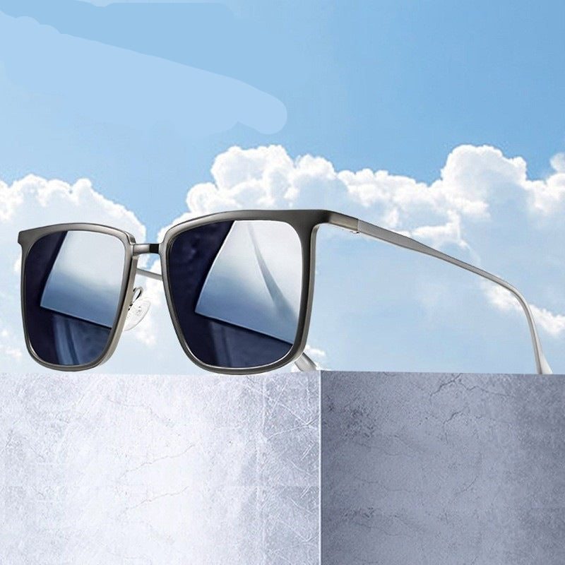 Fashionable Square Frame Sunglasses