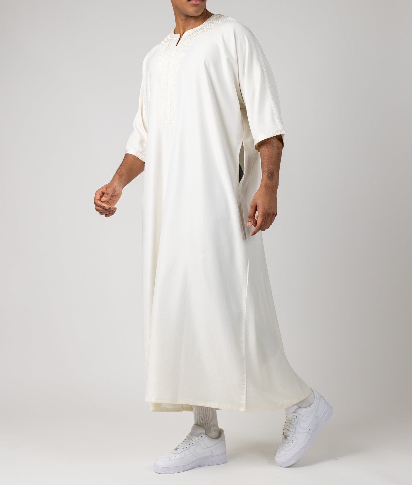 Embroidered Moroccan Gandora Thobe