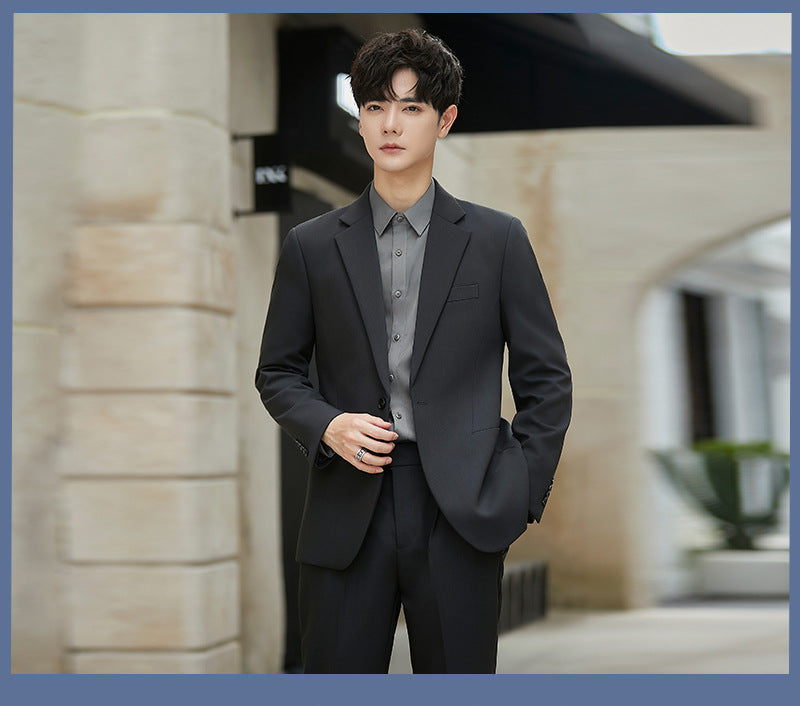 Two-piece casual men's suit