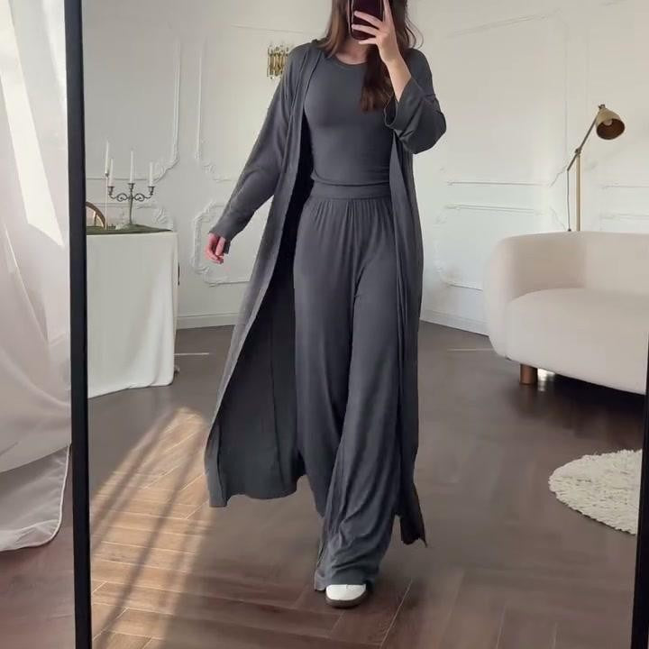 Chic three piece lounge set