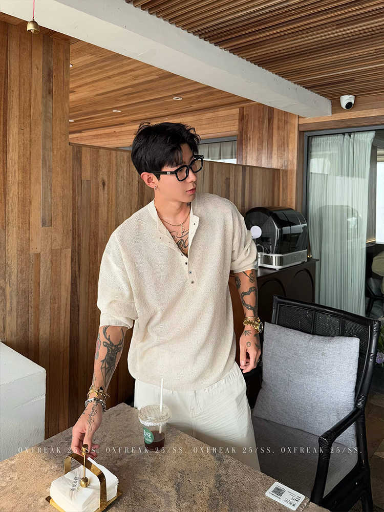 Men's Textured Slouchy Knit Henley