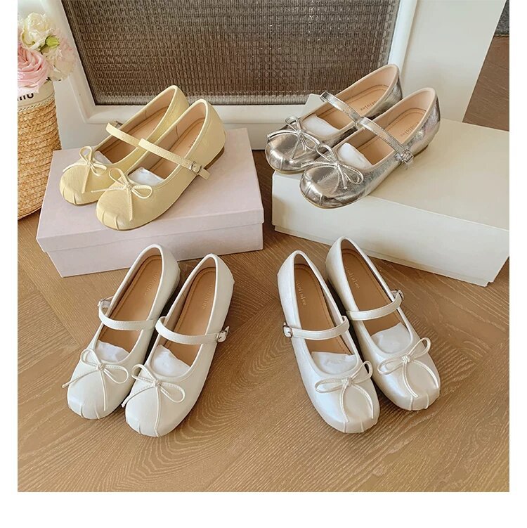 Bow Leather Mary Janes
