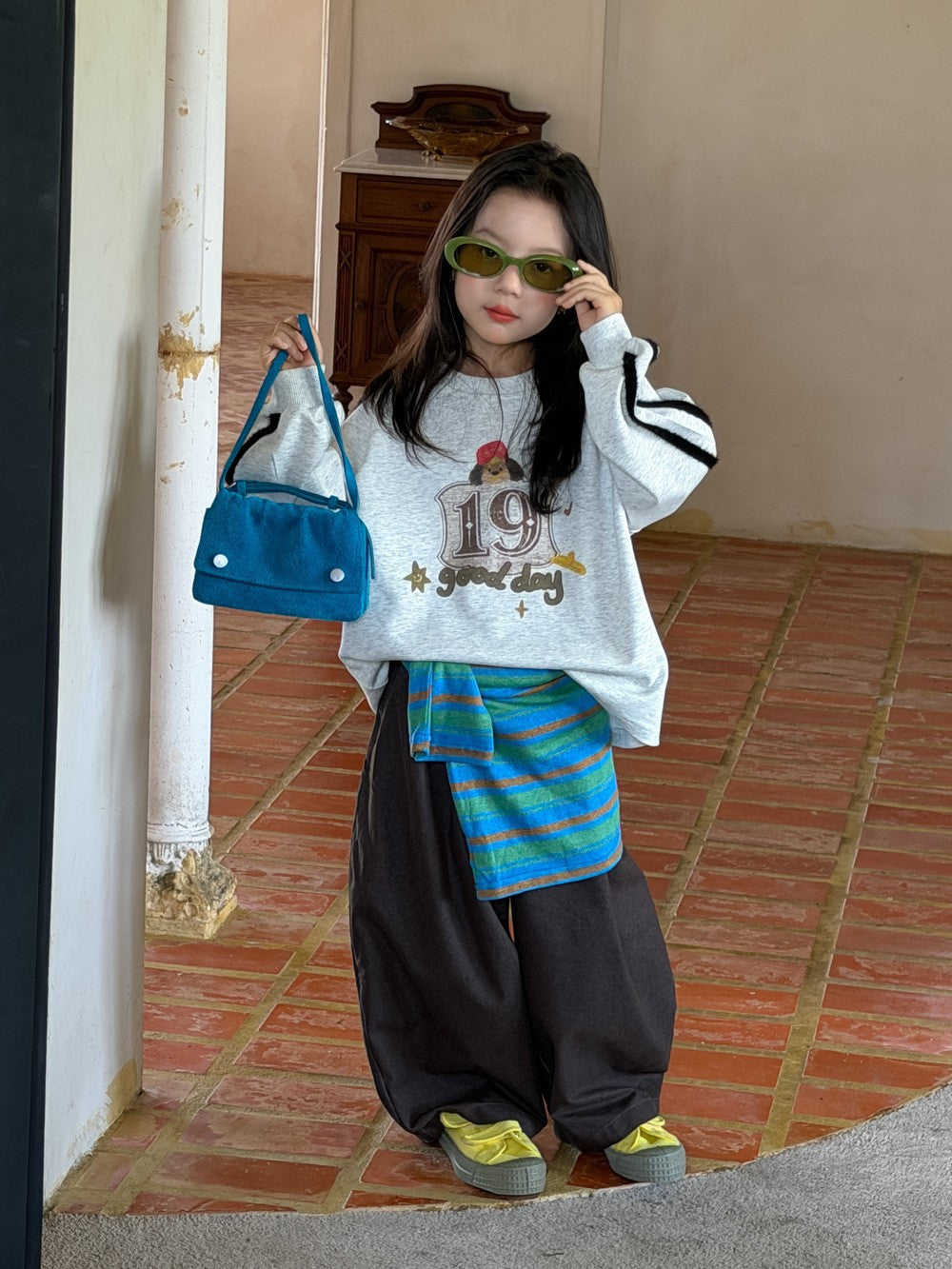 Girls' Cartoon Letter Sweatshirt