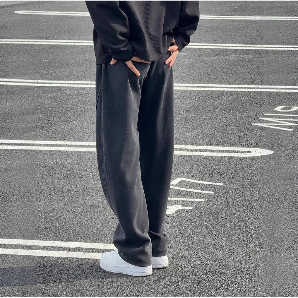 Advanced Looser-Fit Casual Trousers