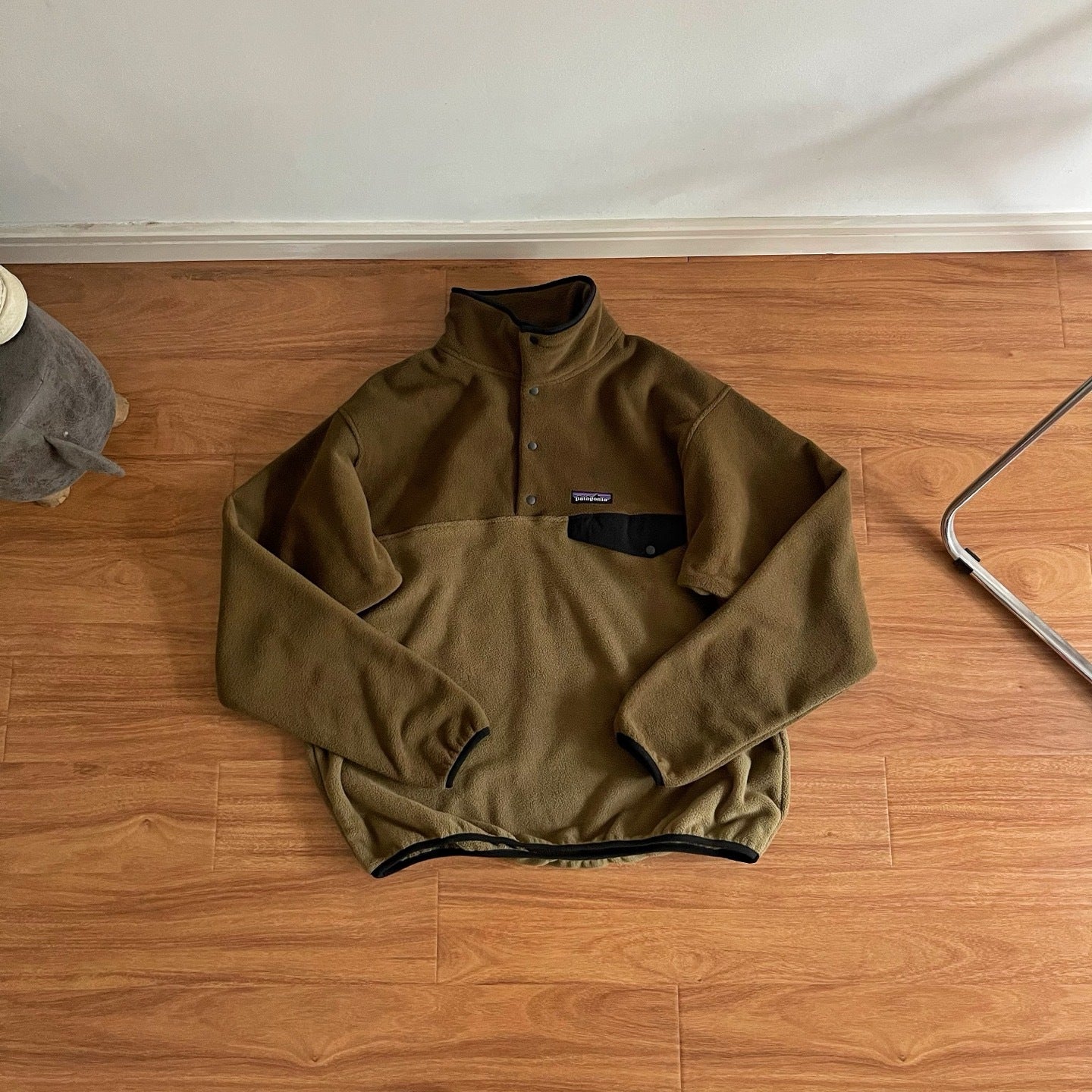 Retro Pullover Fleece