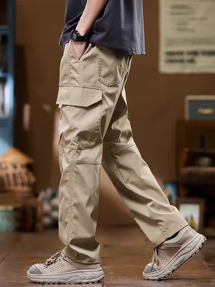 Versatile Multi-Pocket Cargo Trousers