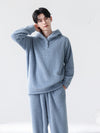 Pullover: light blue