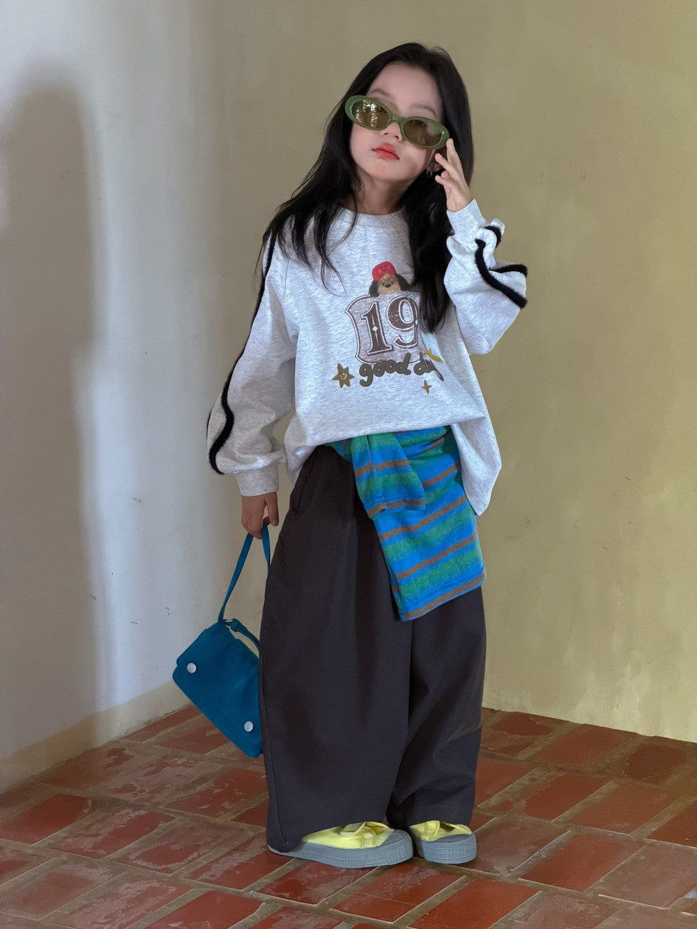 Girls' Cartoon Letter Sweatshirt