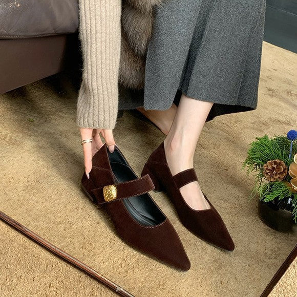 Metal-Buckle Pointed Shoes