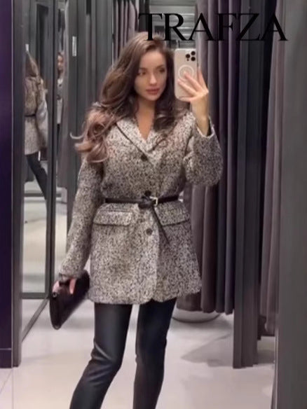 Women's Belted Relaxed Blazer