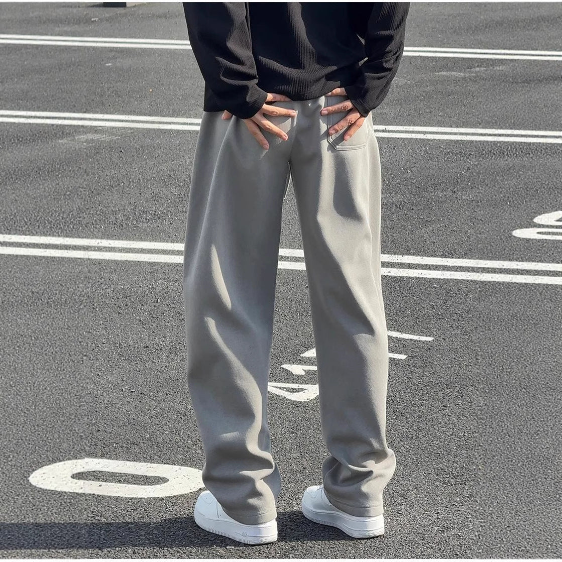 Advanced Looser-Fit Casual Trousers