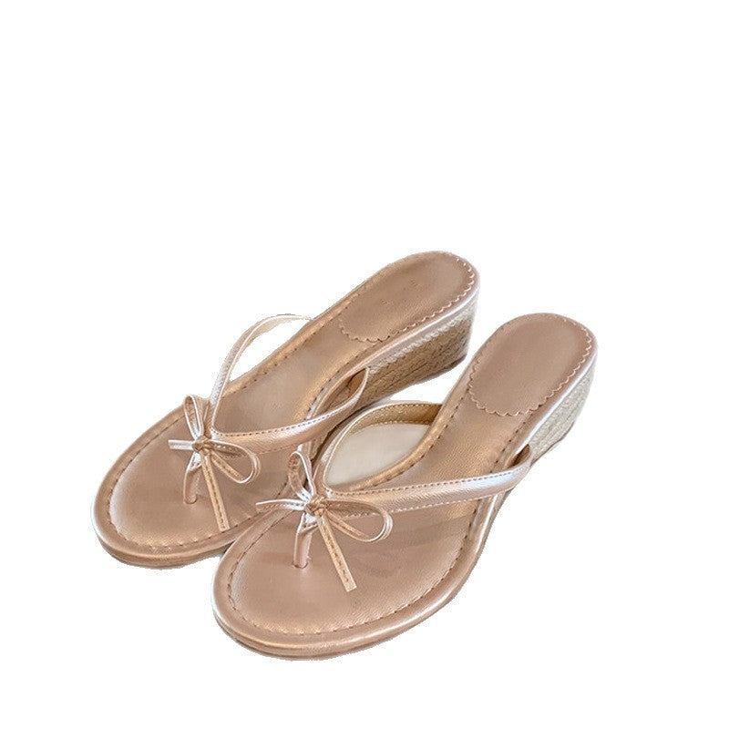 Bow Wedge Flip-Flops