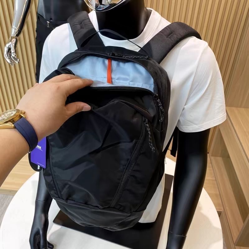 Offline 1200 Men and Women Waterproof Nylon Multifunctional Outdoor Zipper Sports Backpack Backpack Casual and Lightweight