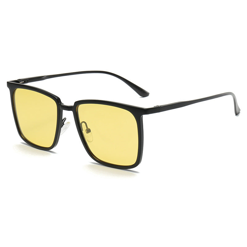 Fashionable Square Frame Sunglasses