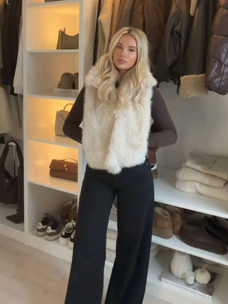 Women's Faux Fur Zip Vest