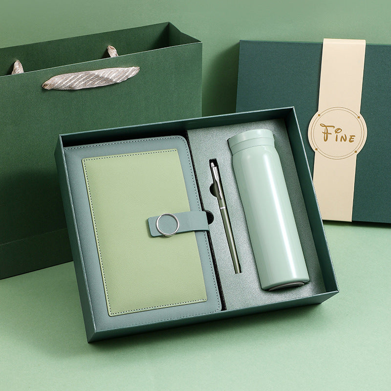 Noel Executive Gift Set