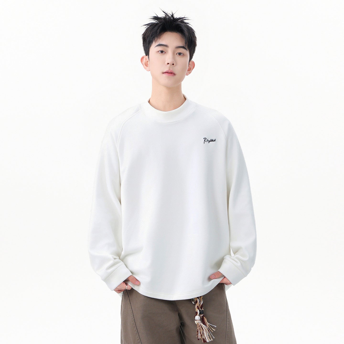 Heavyweight Relaxed Mock-Neck Sweatshirt