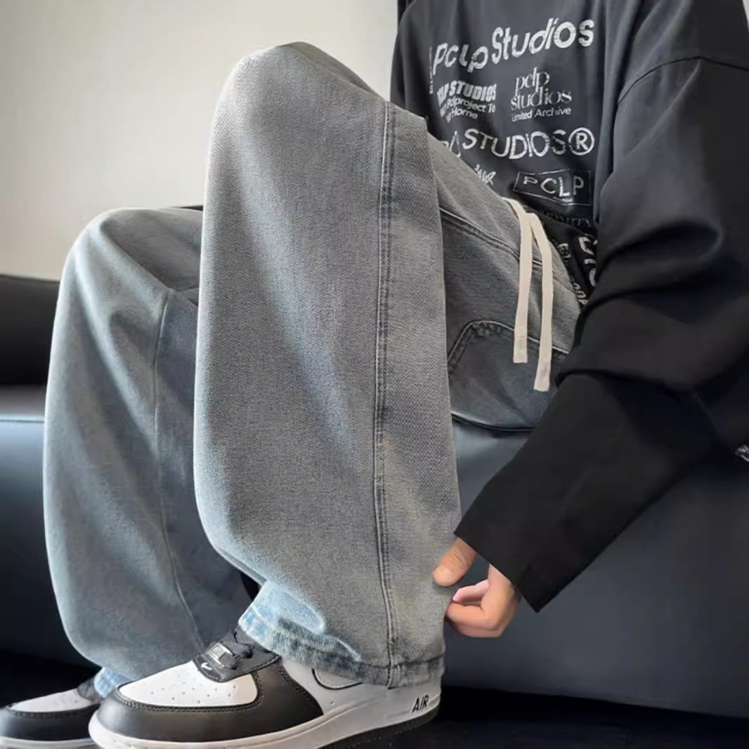 Loose Straight-Leg Jeans