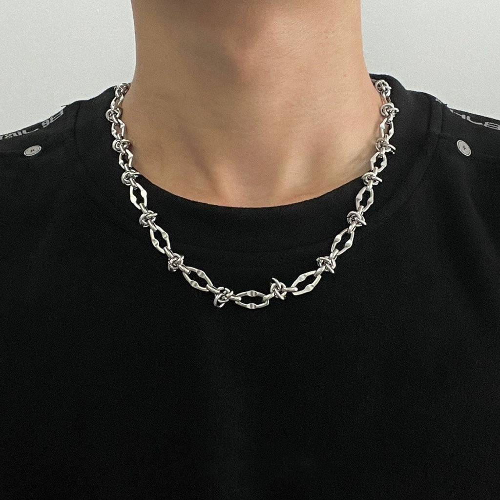 Barbed Knot Streetwear Chain
