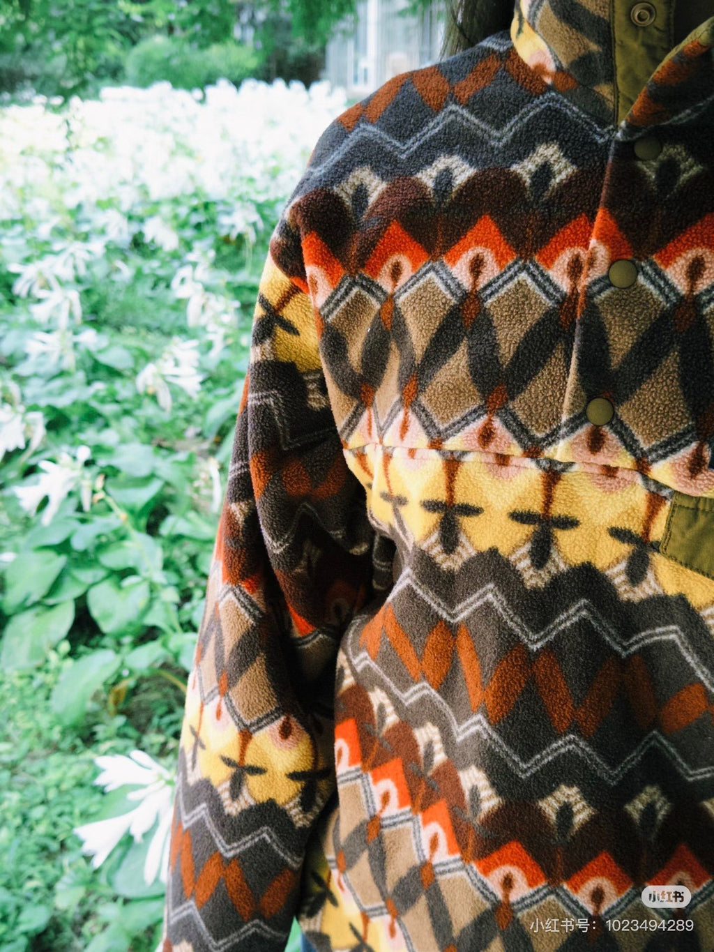 Geometric Pattern Fleece Pullover