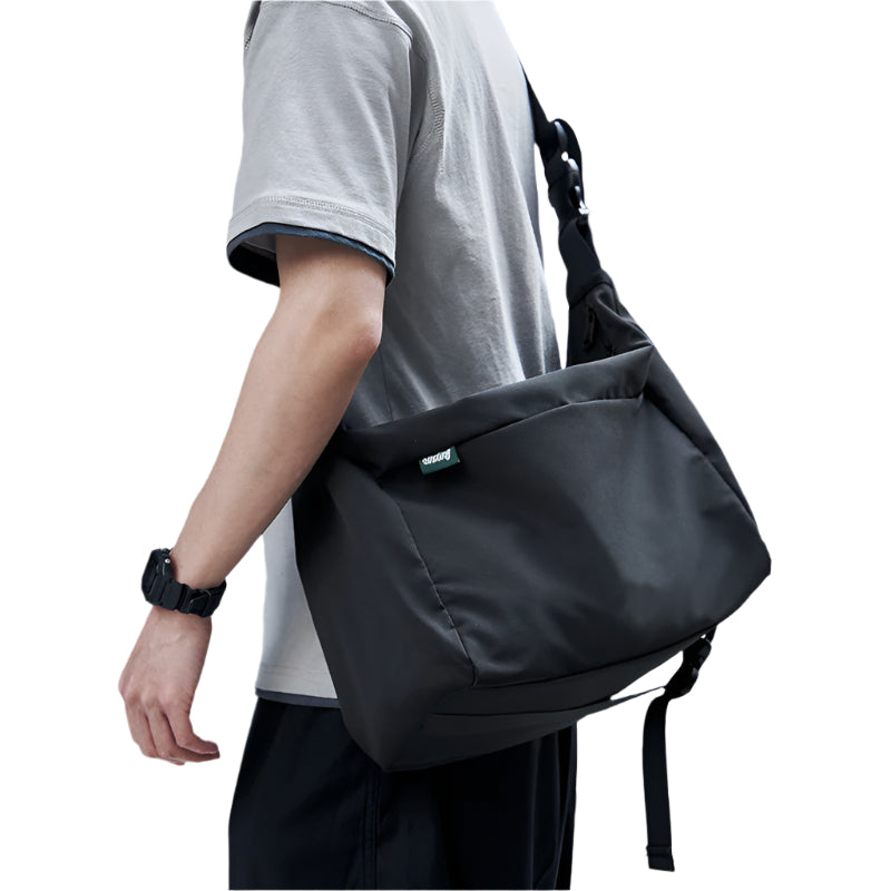 Japanese new cross-border men's crossbody bag, casual oxford textile, urban fashion, simple large-capacity shoulder bag, women's trend