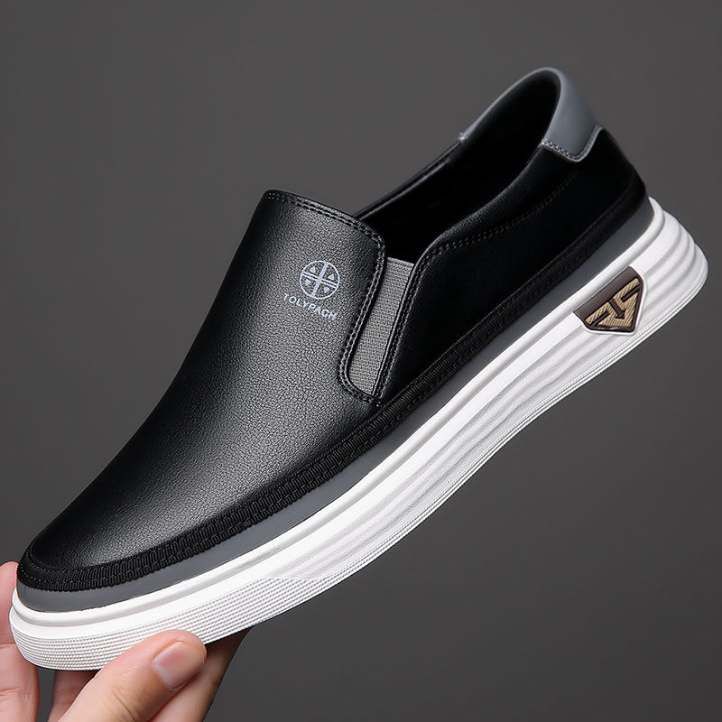 Spring and Autumn New Daily Casual Leather Shoes, Men's Soft Leather Soft Soles, Lazy People Put On Their Feet, Kick White Shoes, Cross-border Plus Size Shoes