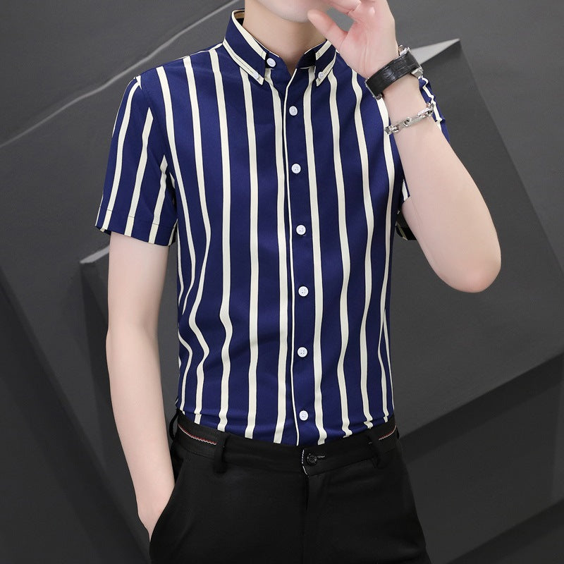 Men's Short-Sleeved Ice Silk Shirt.