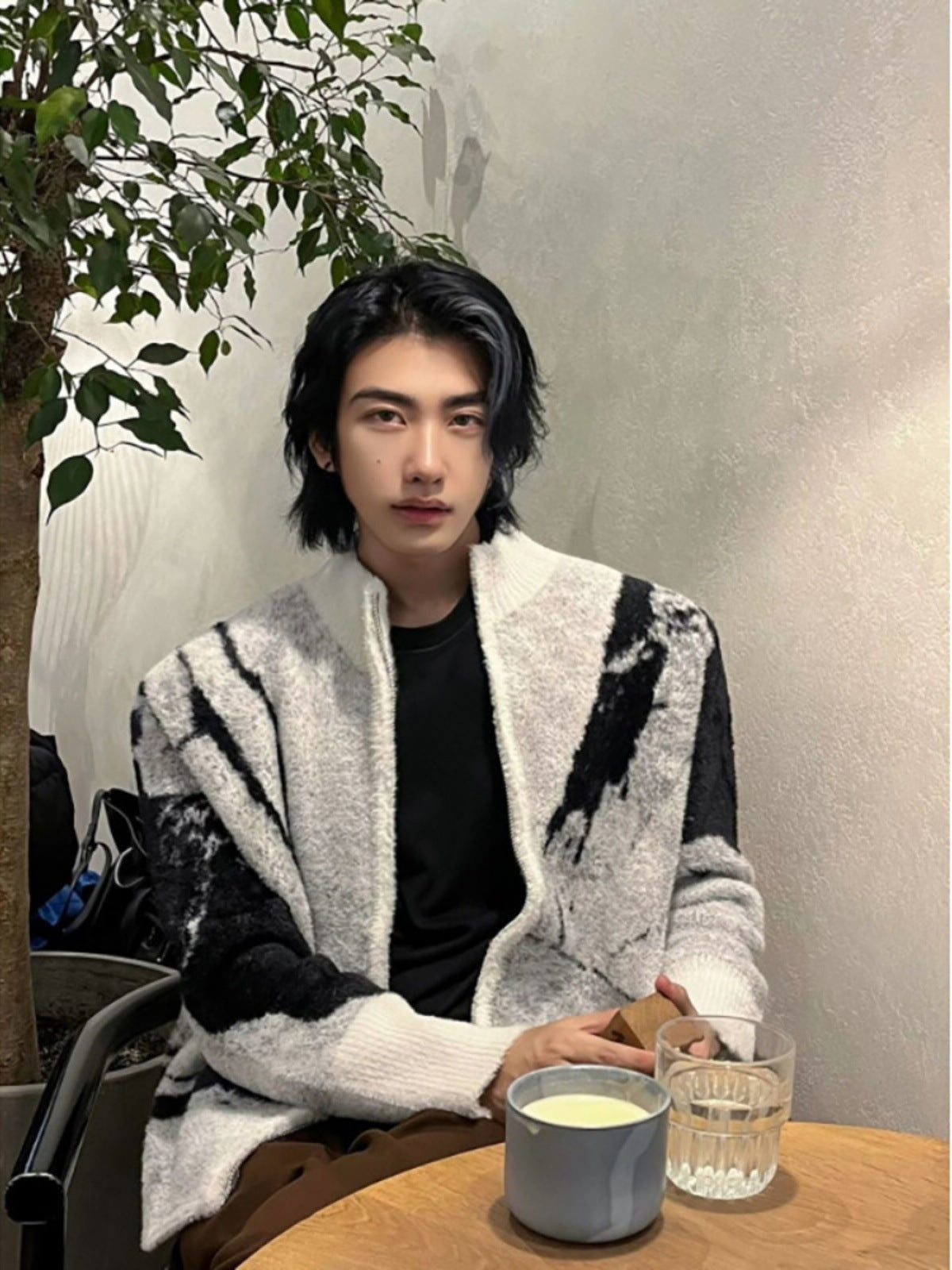 Jacquard Knit Zip Cardigan