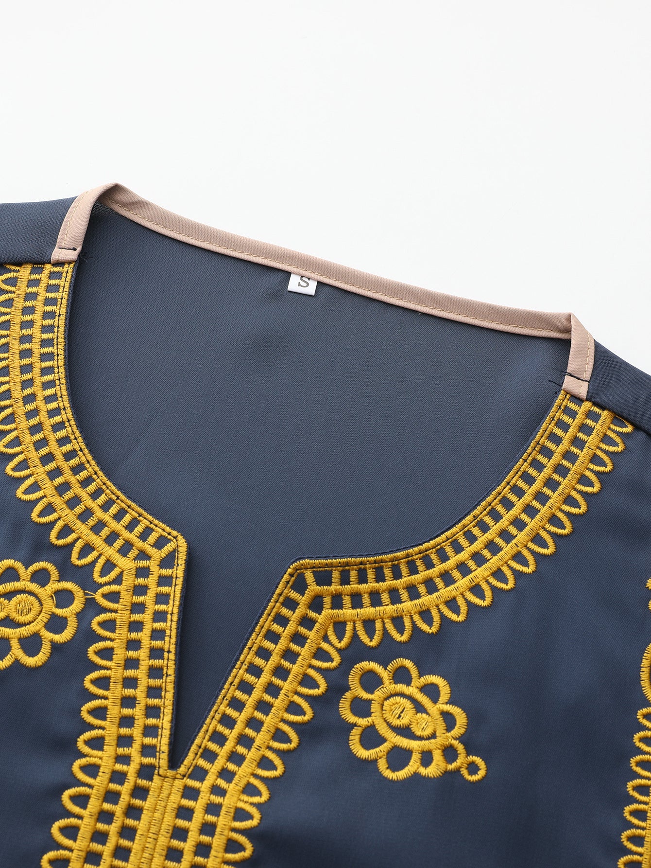 Moroccan-Style Men’s Embroidered Thobe