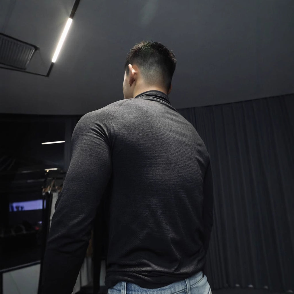 Seamless Zip-Up Training Top