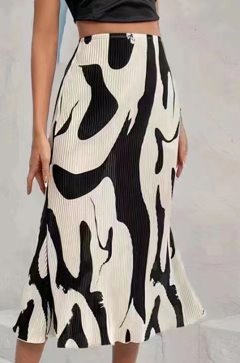 Abstract Print Pleated Midi Skirt