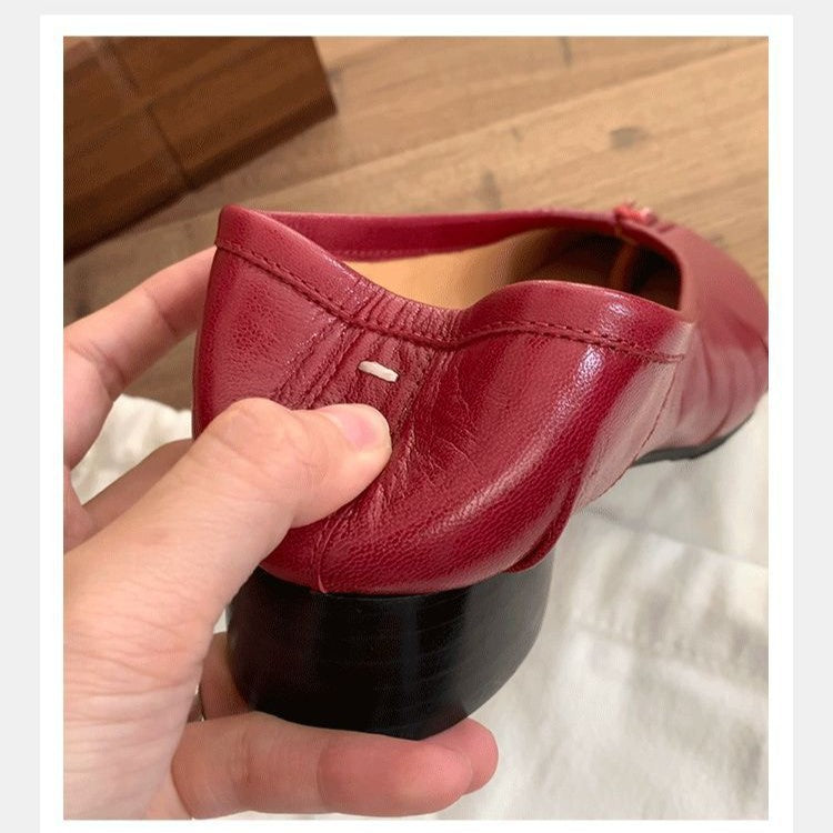 Pleated Split-Toe Shoes