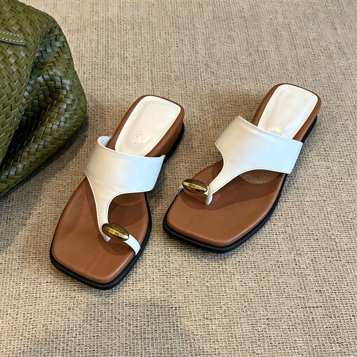 Metal-Buckle Platform Slides