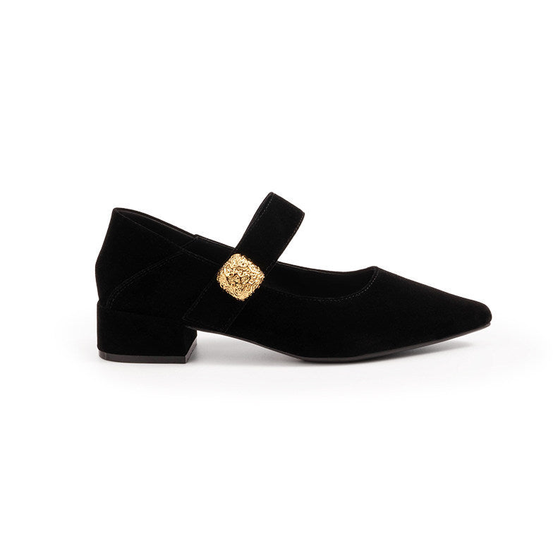 Metal-Buckle Pointed Shoes