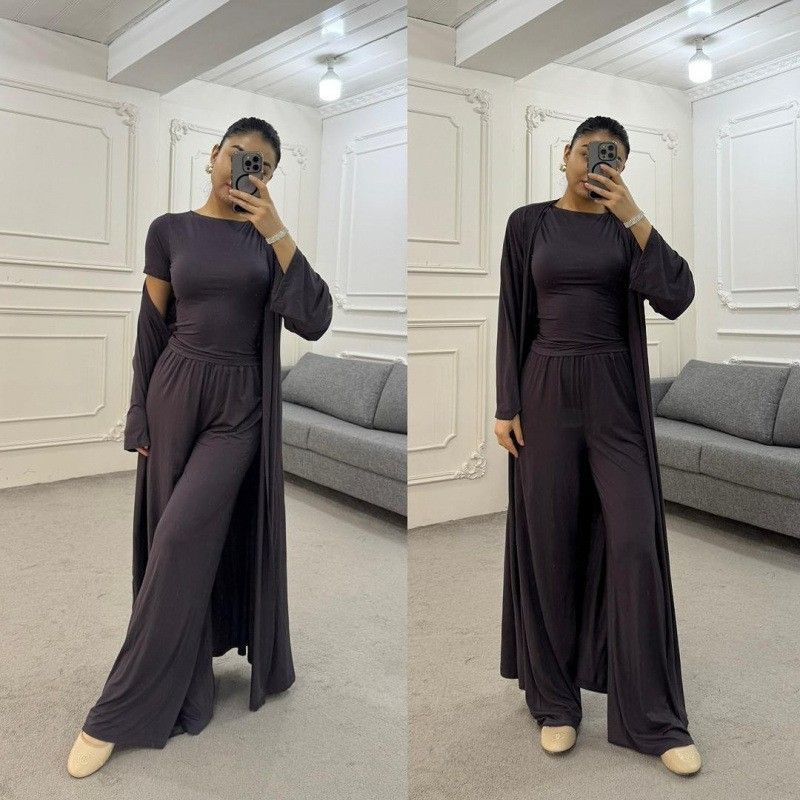 Chic three piece lounge set