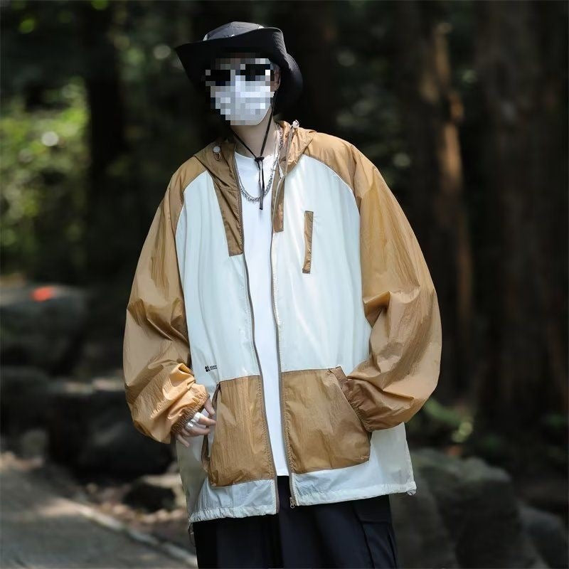 Lightweight Hooded Windbreaker