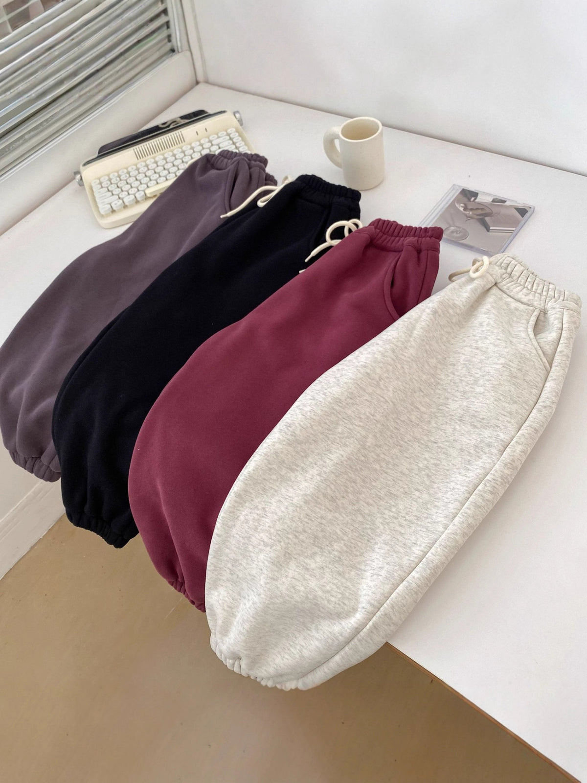 Kids' Fleece-Lined Warm Sweatpants