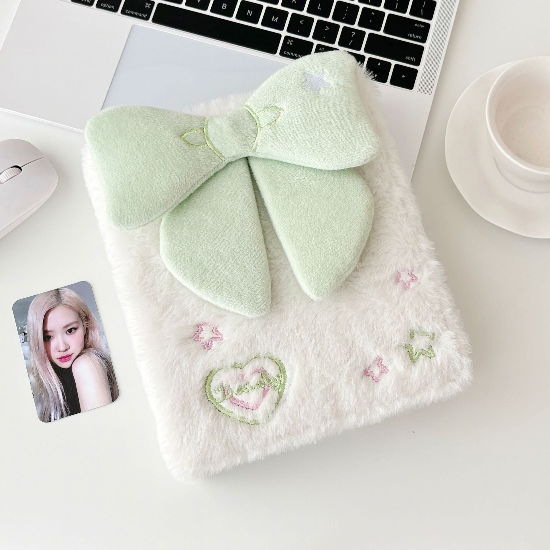 Plush Bow Binder Photocard Album