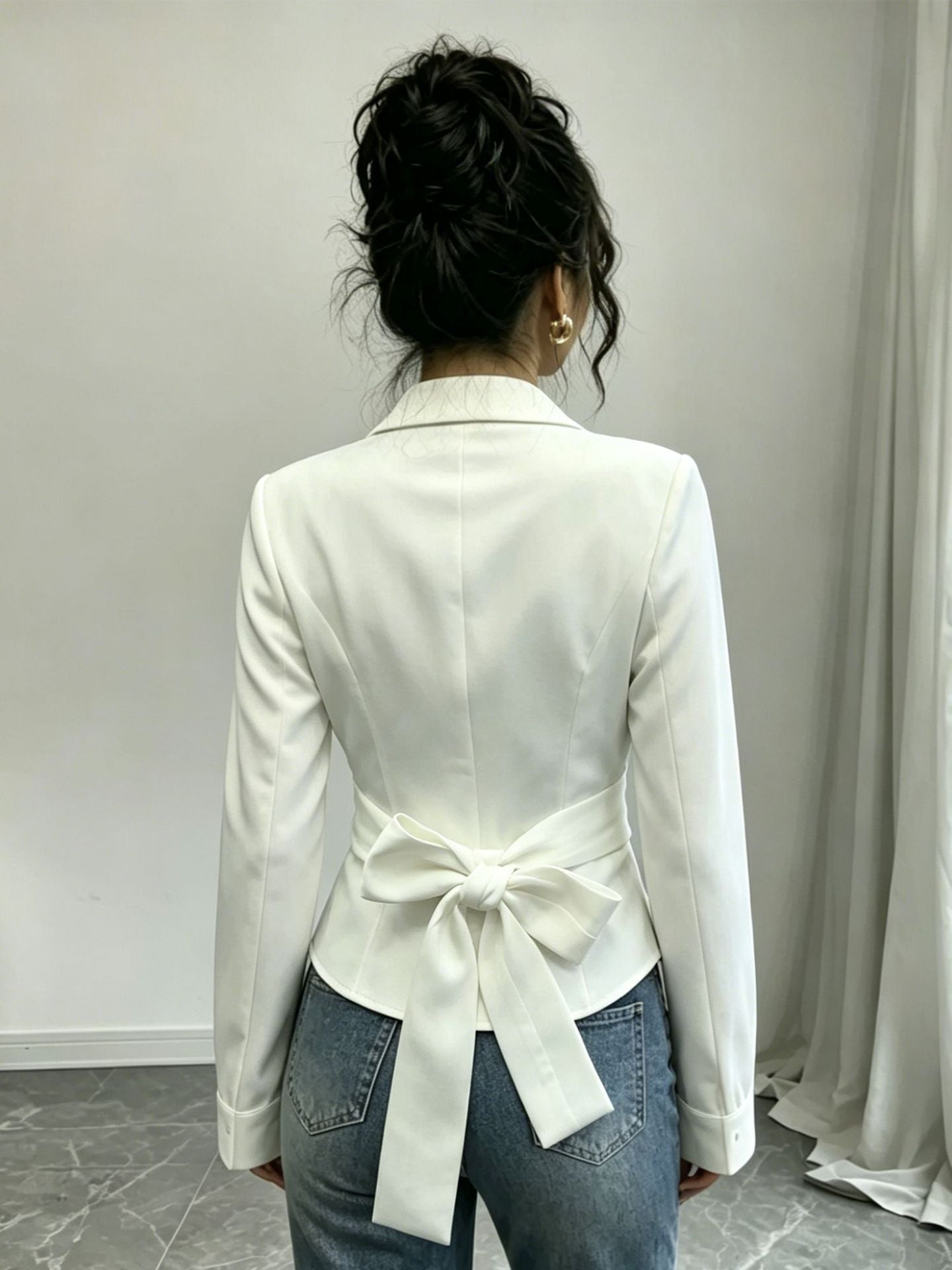 Cropped V-Neck Long-Sleeve Blouse