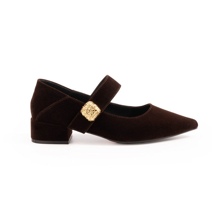 Metal-Buckle Pointed Shoes