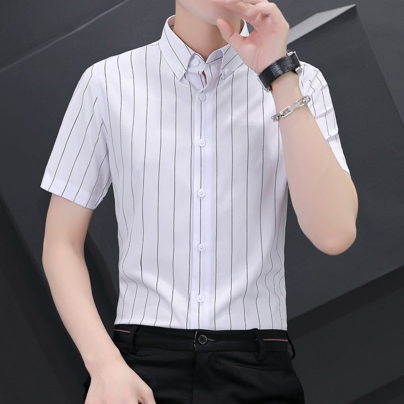 Men's Short-Sleeved Ice Silk Shirt.