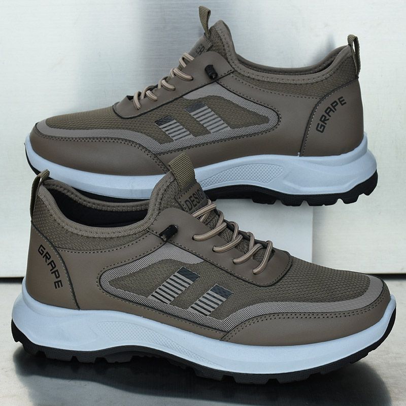 Lightweight Mesh Sneaker